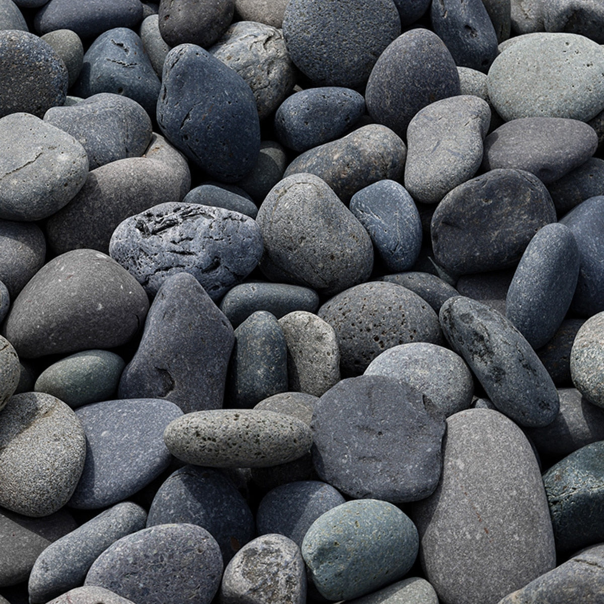 Mexican Beach Pebbles Pallet โย 2" to 3" Approx. 1.5 TONS