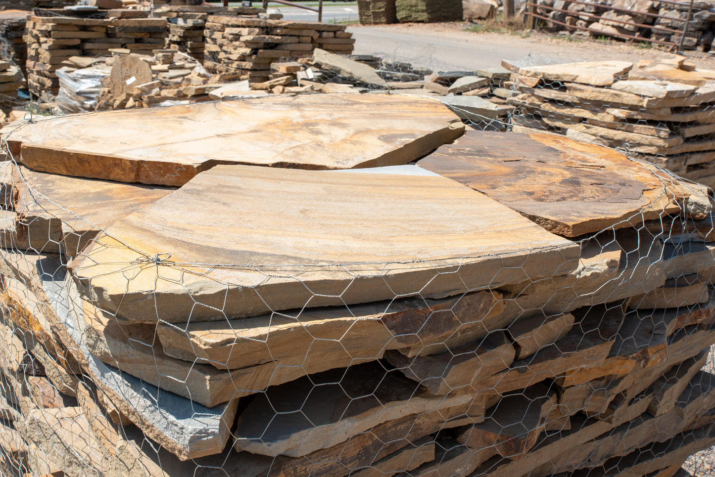 Tennessee Brown Flagstone Pallet – 2" to 3" Thick. Approx. | PER 2 TONS