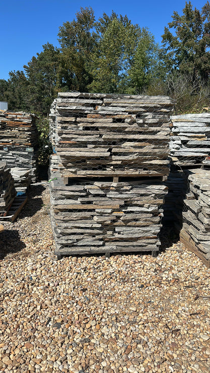 Tennessee Grey Flagstone Pallet – 2" to 3"  | PER 2 TON